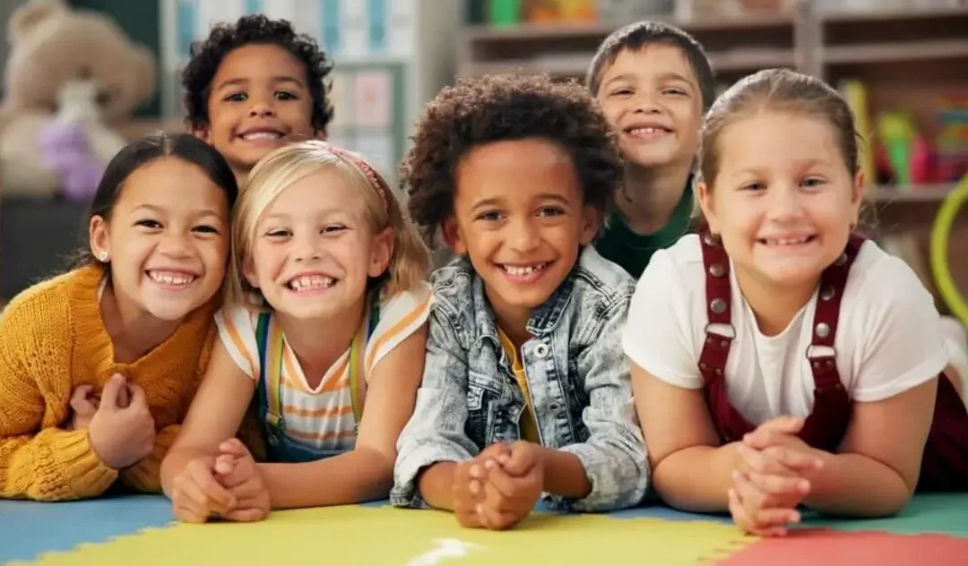 Dental Floss for Kids: Teaching Little Ones the Importance of Healthy Habits